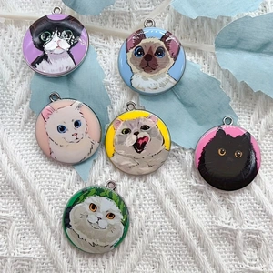 Earrings - 10 szt. emaliowanych zawieszek z motywem