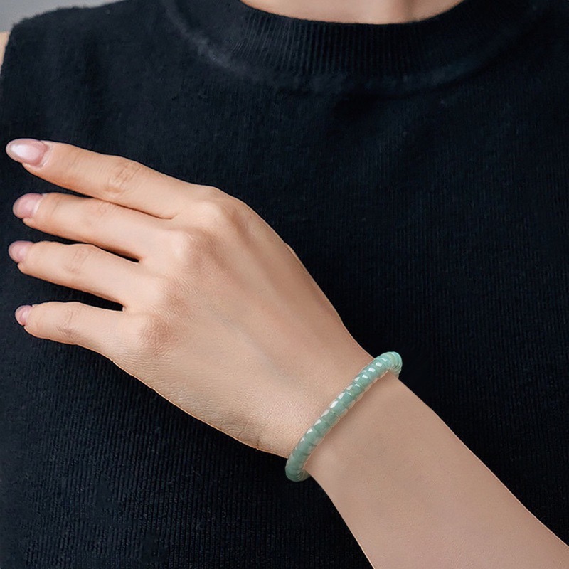 Naturalny jadeit klasy A w kol – Bracelets recenzja i cena
