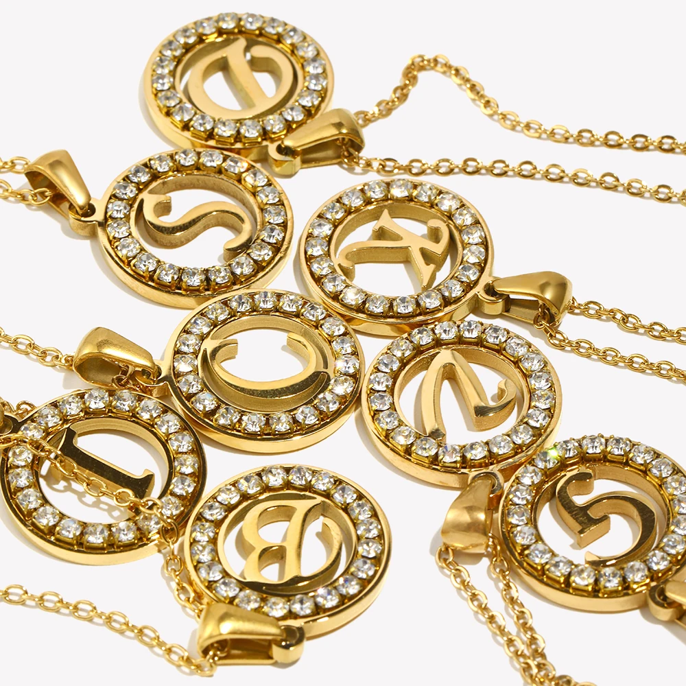 E.B.belle Naszyjnik z cyrkonią – Initial Letter Necklace 18K Gold recenzja i cena