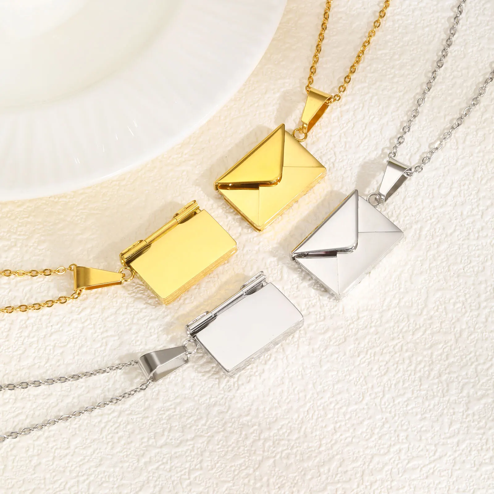 Spersonalizowany naszyjnik z m – Custom Name Necklace Stainless Steel recenzja i cena