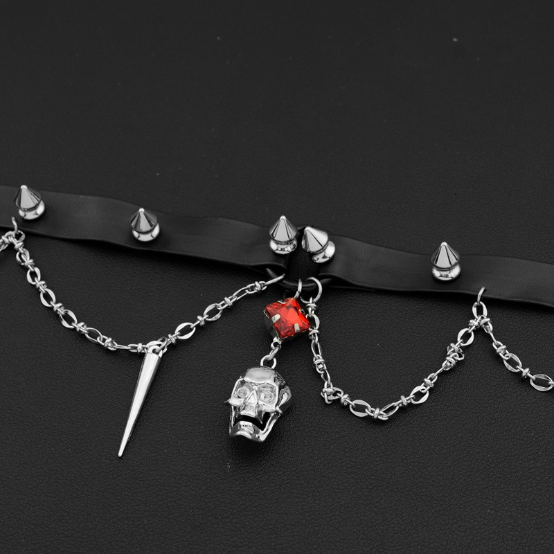 Ciemny skórzany choker z czasz – Goth Punk Spike Choker recenzja i cena