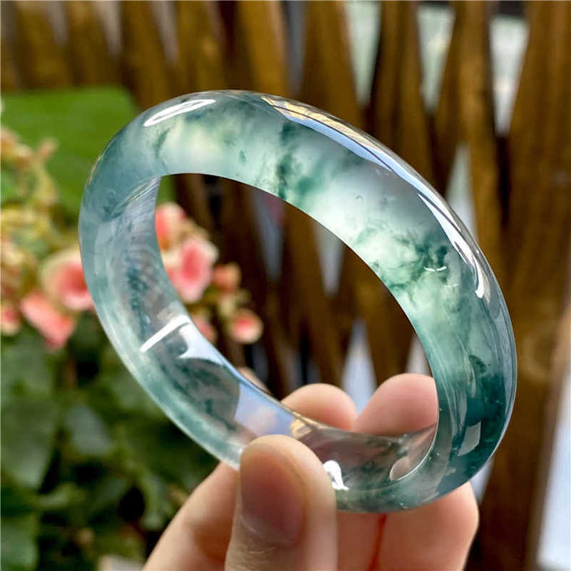 Jadeit lodowy z wzorami kwiato – Bracelets recenzja i cena