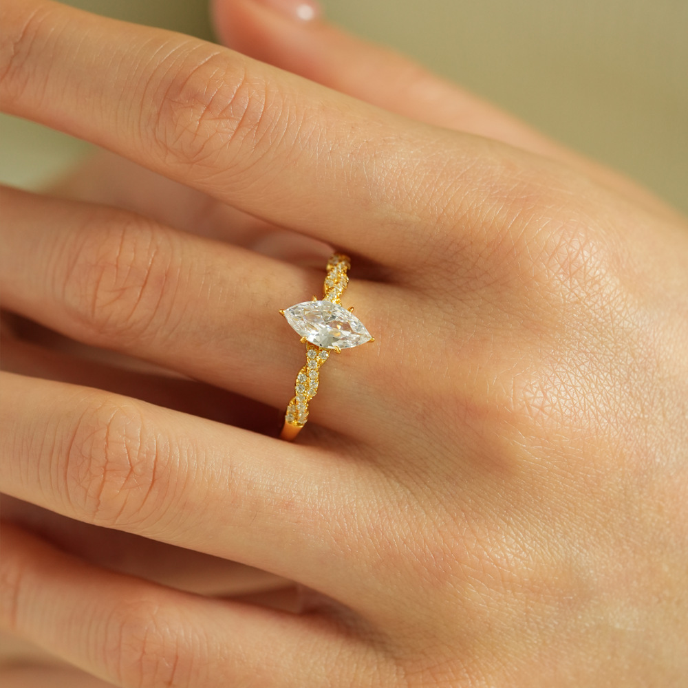 Pierścionek Lumira, 100% złoto – Moissanite Engagement Ring 1 Carat recenzja i cena